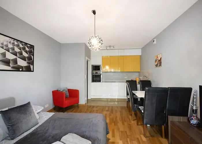 Clicktheflat Artistic Estate Apartment