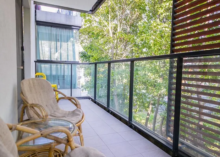 Clicktheflat Artistic Estate Apartment